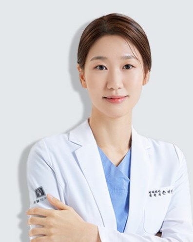 Dr. Son Yeo-jin, Periodontics — Today Dental Clinic